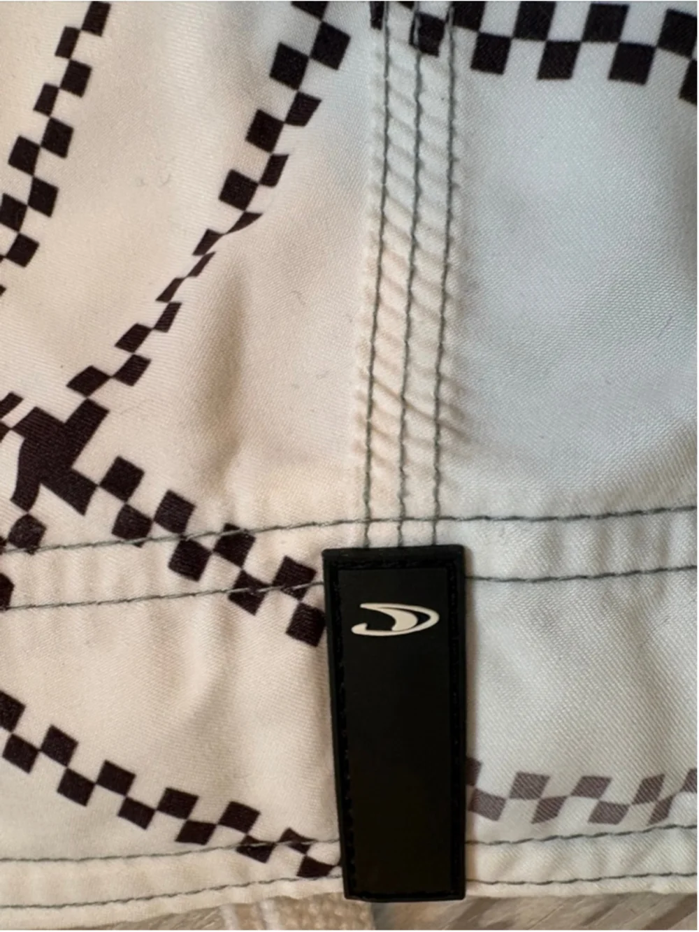 Vintage O'Neill Y2K Board Shorts White Plaid Grid Floral Graphic Size 36